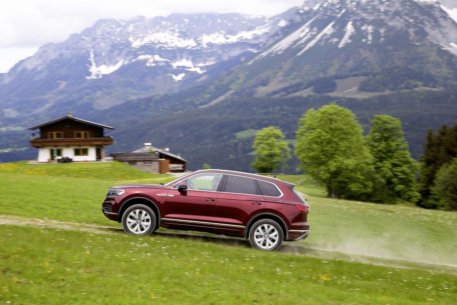  Volkswagen Touareg V6 TDI 2018 года  (WW) (фото 3 из 40)